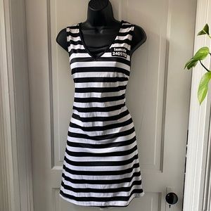 🎃 Women’s Inmate Costume - XL